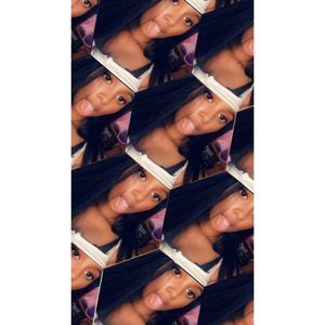 Meet your Posher, Adrienne